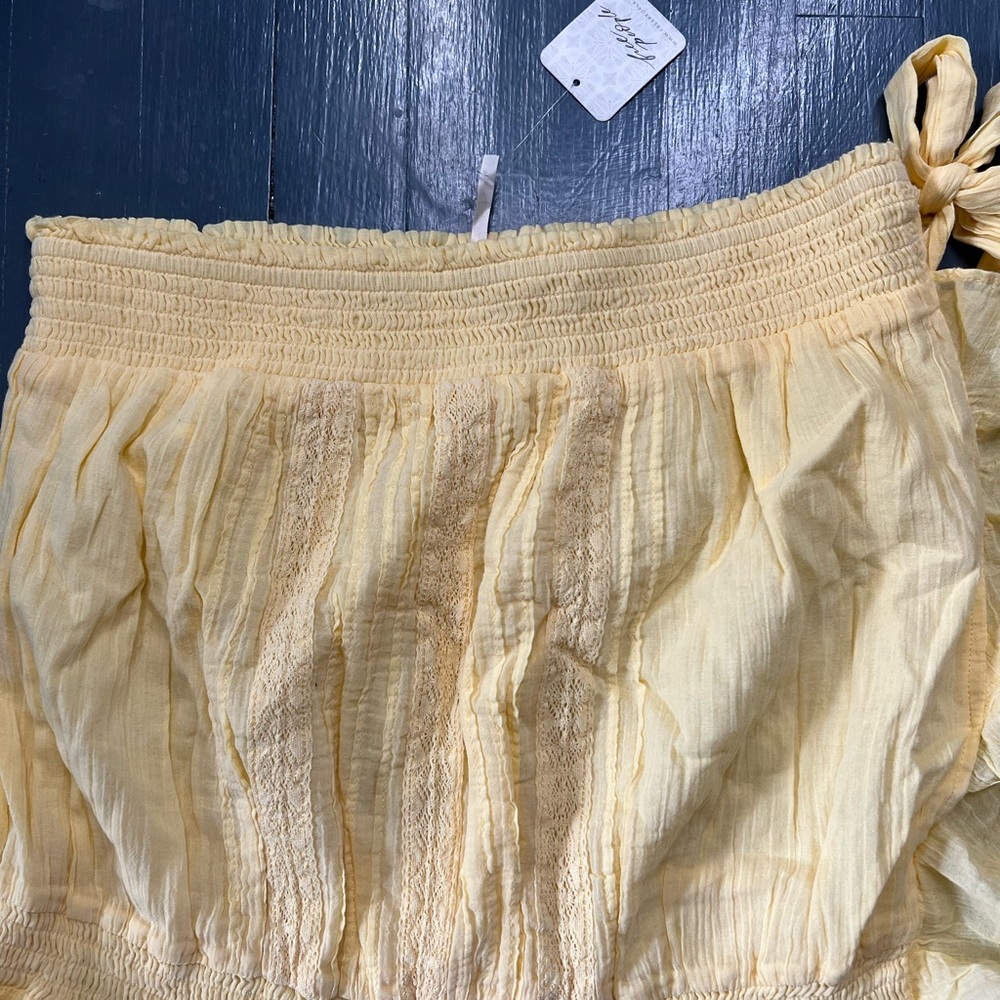 Yellow Ruffled FREE PEOPLE ROMPER XL - Picture 3 of 7